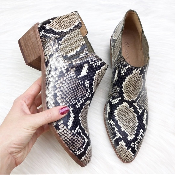 New Madewell Sonia Snake Embossed Low Chelsea Boot - Picture 1 of 12